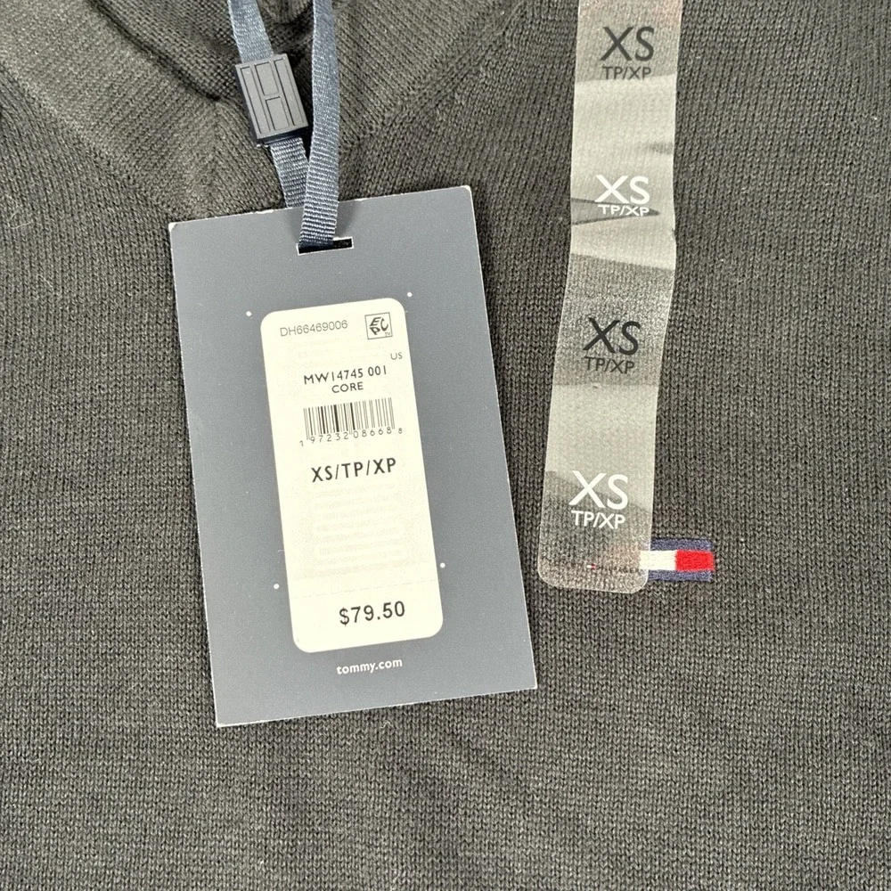 New Tommy Hilfiger Men's Essential Cotton V-Neck Sweater Size XS‎ Black NWT